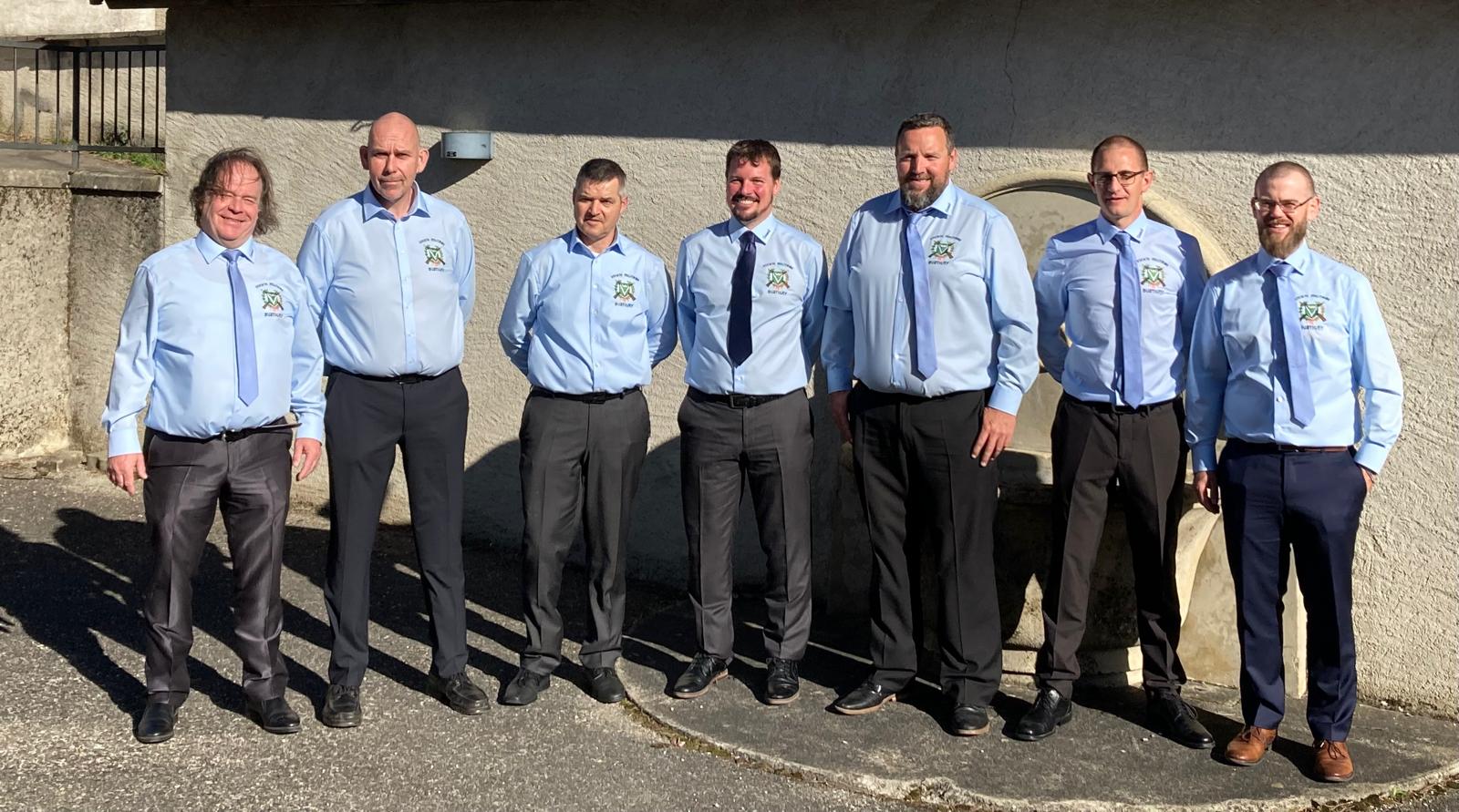 Les membres du Comité en cravate (... ou pas ...)